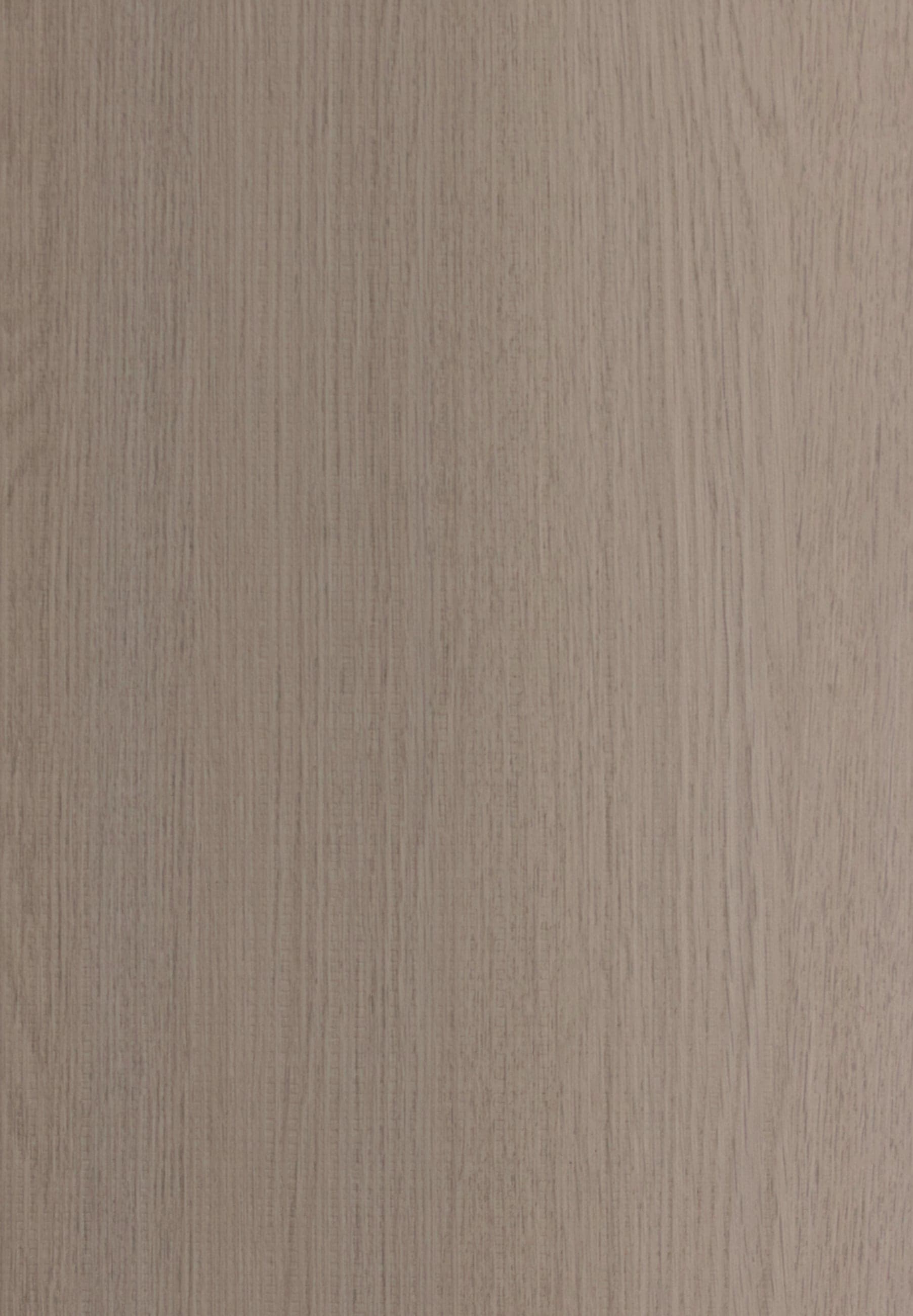 Warm taupe oak swatch with fine straight vertical grain.